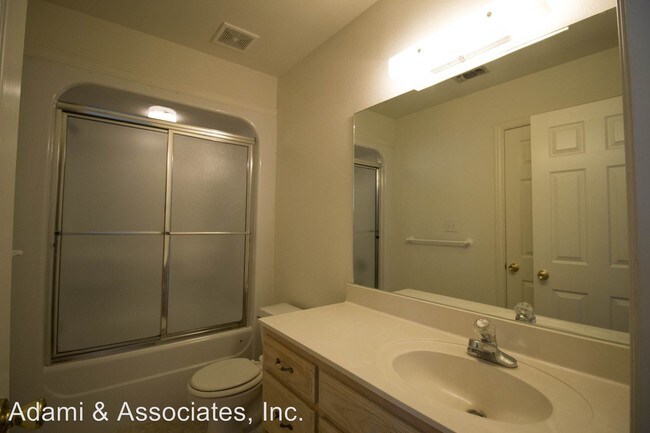 Foto del edificio - 3133 Cedar Hill St