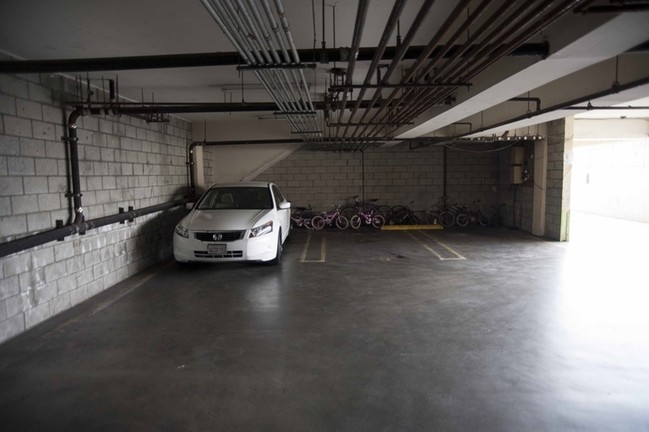 Interior Photo - Bonnie Brae Apartments