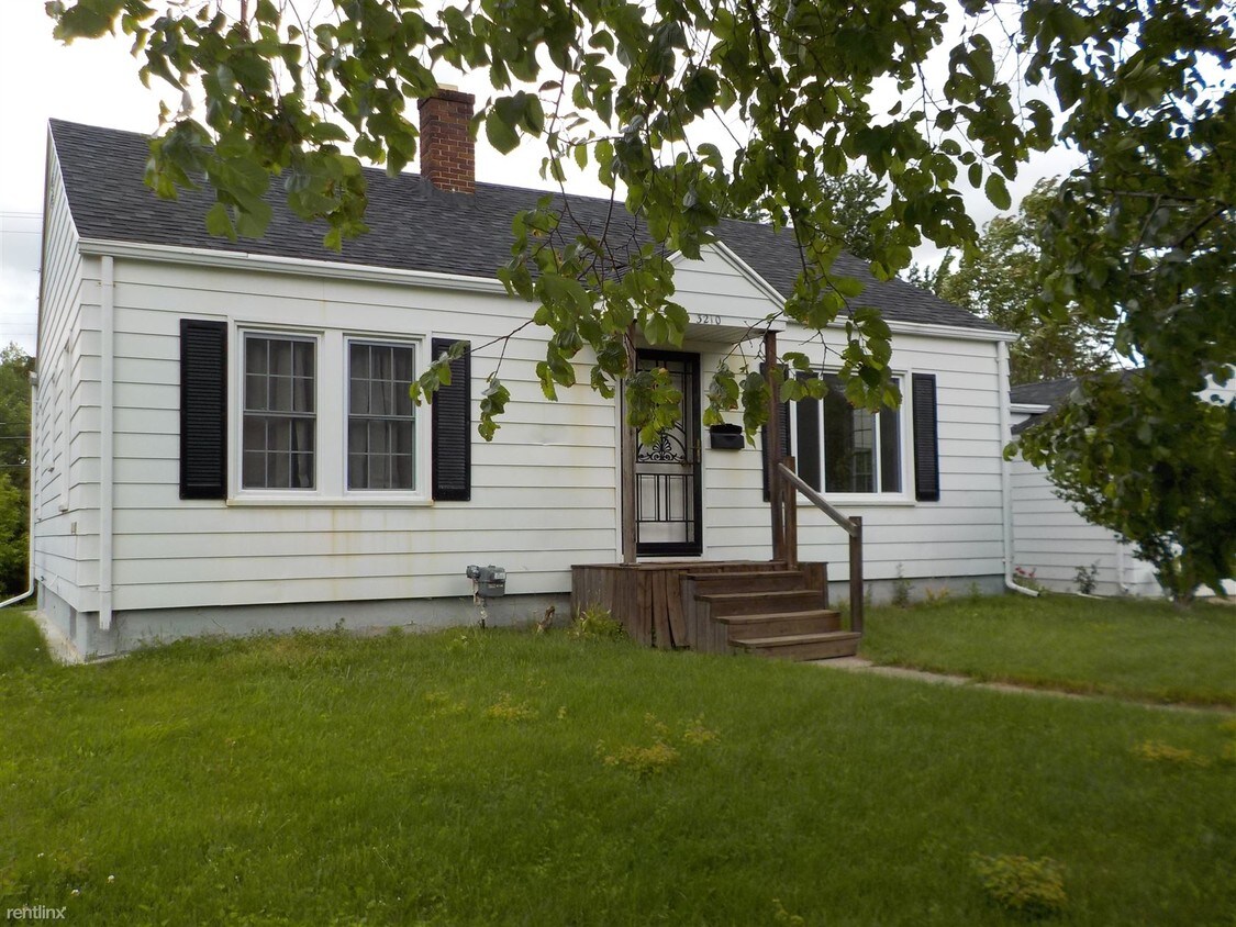 Building Photo - 3210 Beecher Rd