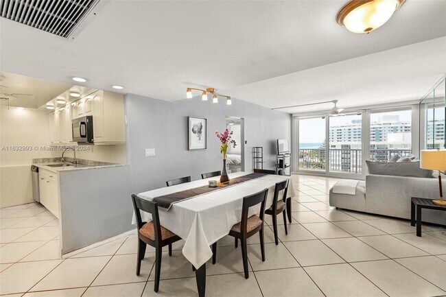 Building Photo - 5401 Collins Ave