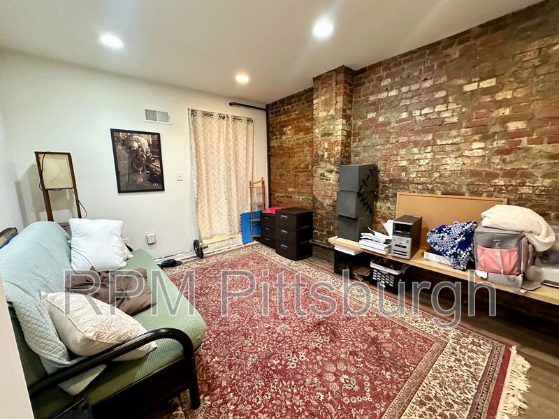 Photo - 1934 Huron St