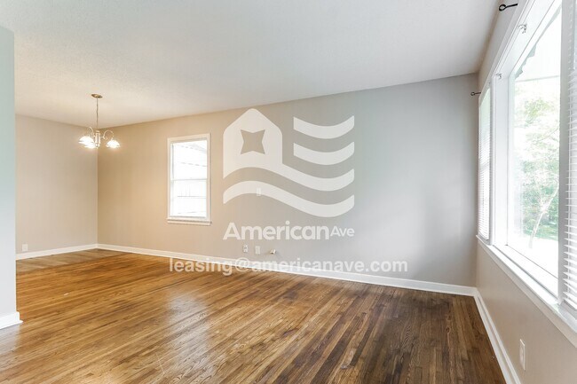 Foto del edificio - 620 Glen Crest Dr