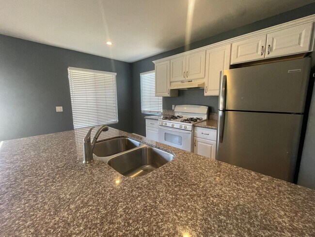 Foto del edificio - Kona Kai Community 2 Bedroom 1/5 Bath Corn...