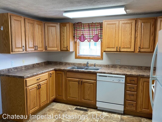 Building Photo - 3 br, 1 bath House - 1007 N. Platte Ave.