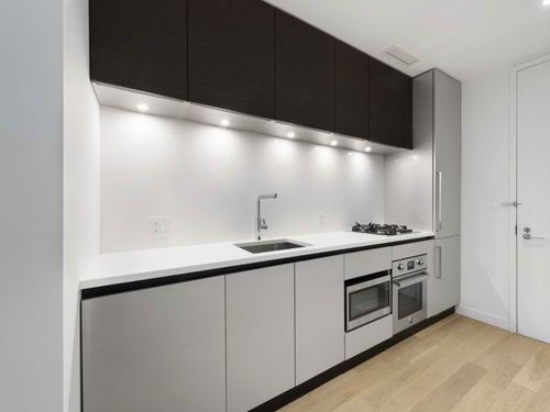 Foto del edificio - 545 W 49th St