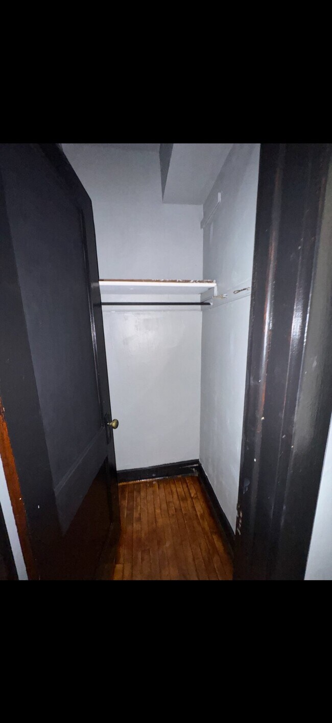 Photo - 2134 S Marshall Blvd Apartment