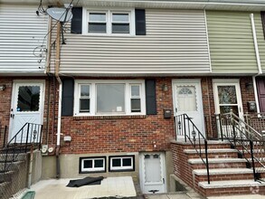Building Photo - 27 Griggs Pl