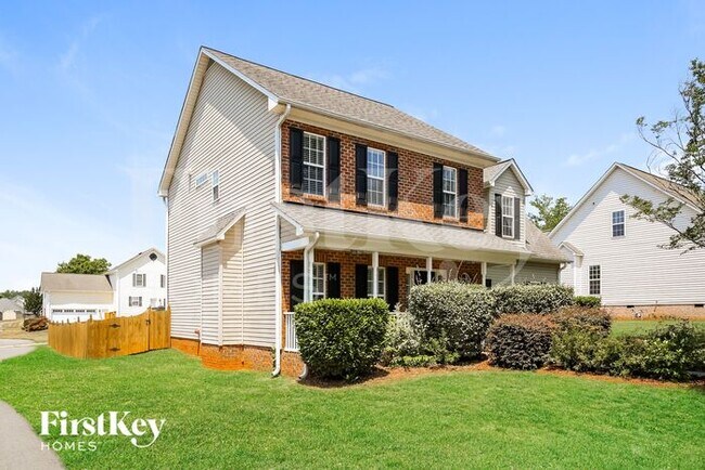 Foto del edificio - 5816 Brakenwood Dr