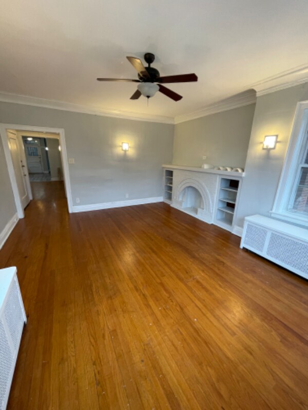 Building Photo - 7927 S Eberhart Ave