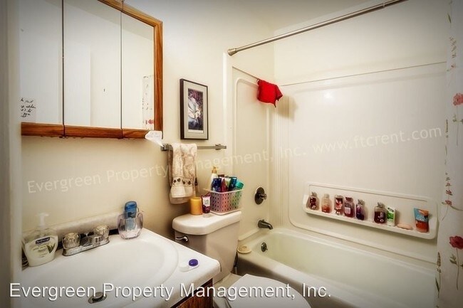 Foto del edificio - 1707 Cheyenne Ave