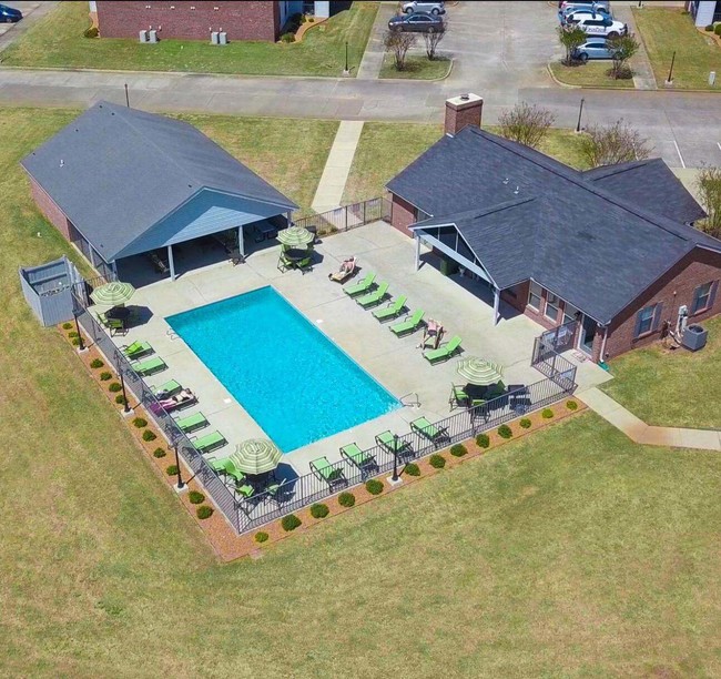 Arbor Village Apartments Apartments in Muscle Shoals, AL