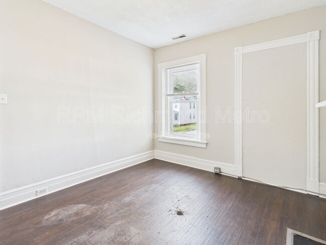 Building Photo - 3101 2nd Ave