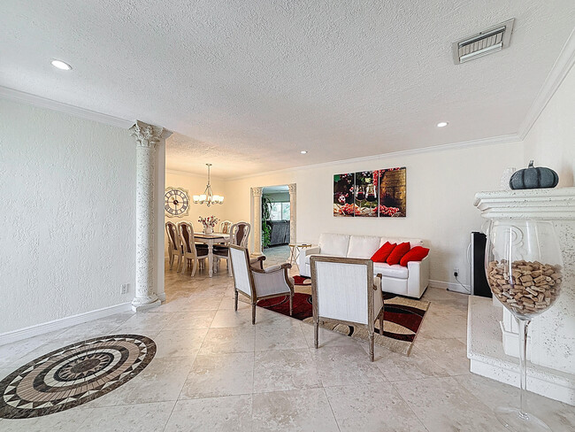 Foto del edificio - 1366 SW 9th Ave
