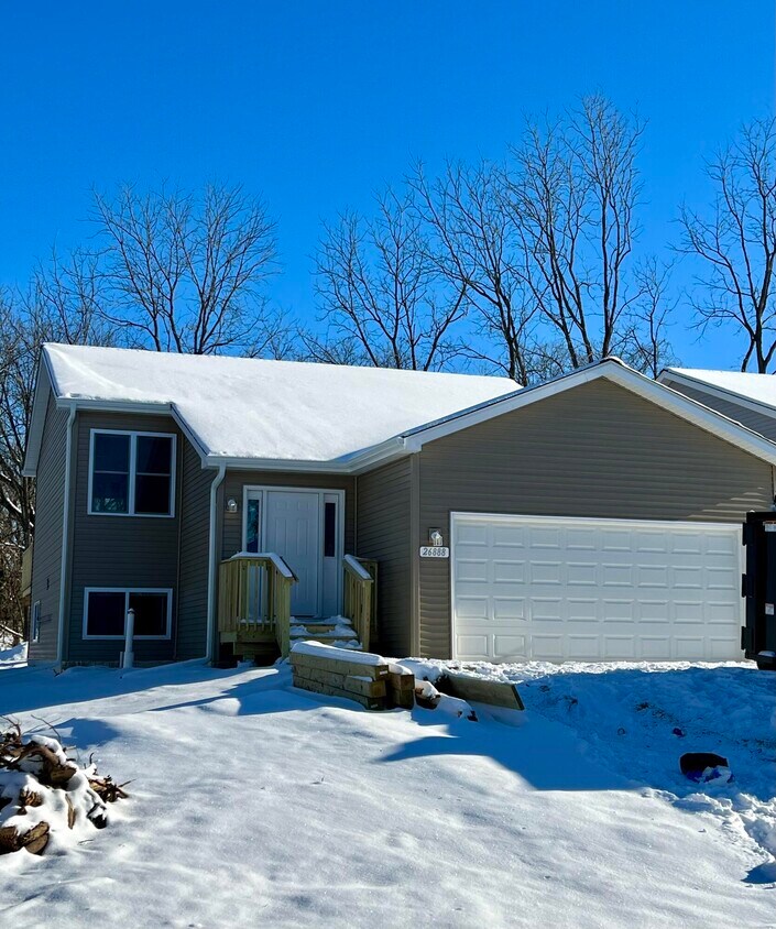 26888 99th St, Trevor, WI 53179 House for Rent in Trevor, WI