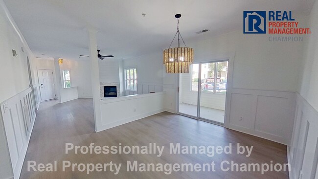 Photo - Beautifully Updated 2 BD/2 BA with Screened Porch & Modern Finishes Apartment