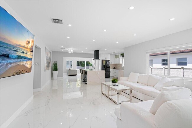 Foto del edificio - 26 NE 88th St