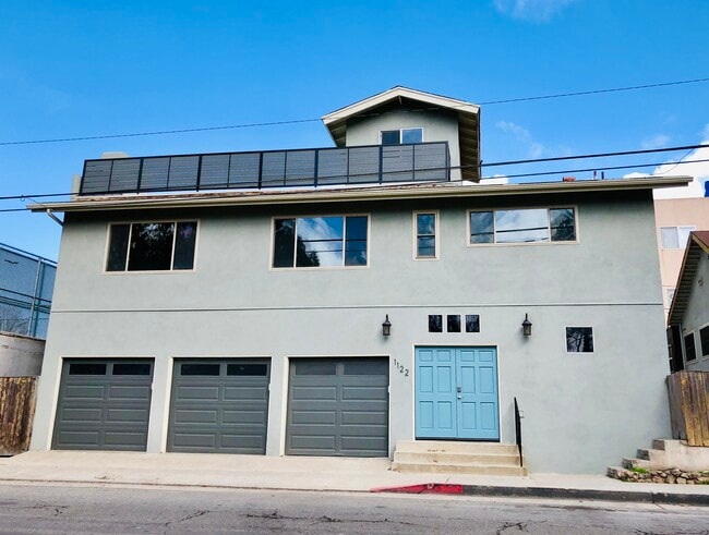 Building Photo - 1122 Ardmore Ave