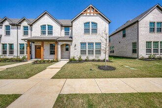 Building Photo - 4601 Avion Dr