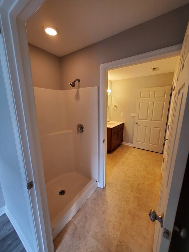 Foto del edificio - 10 Paige Dr