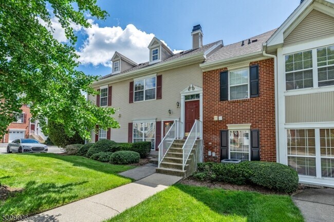 Building Photo - 1137 Stafford St