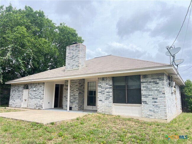 Foto del edificio - 4708 Bluestem Ln