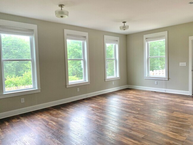 Foto del edificio - 620 W Markham Ave