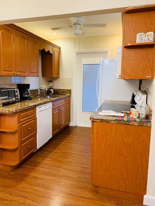 Foto principal - 1747 Rodman St