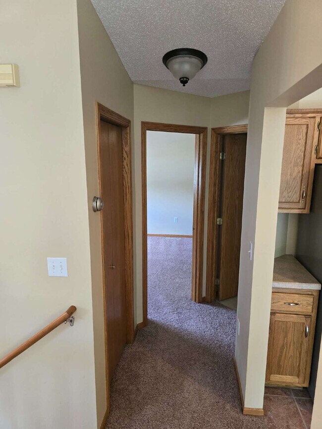 Foto del edificio - "Charming 3-Bedroom Fargo Home with 2 Full...