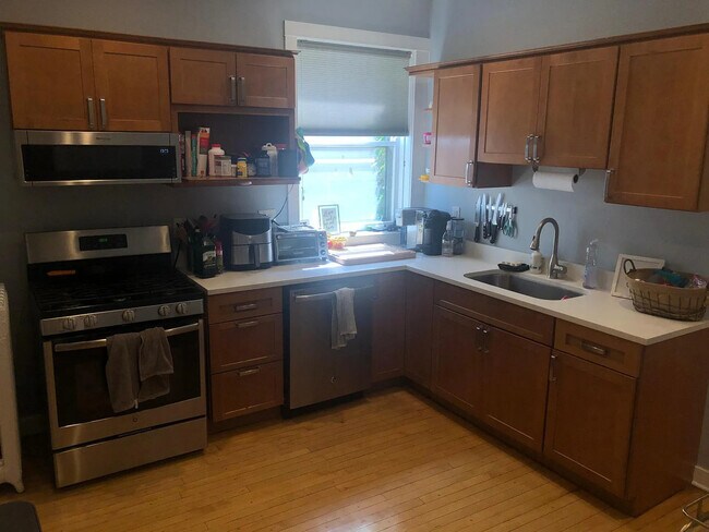 Foto del edificio - 3940 W Cornelia Ave
