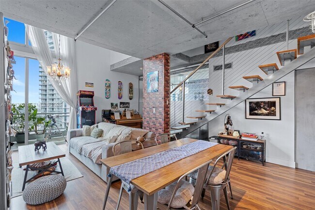 Foto del edificio - 690 SW 1st Ct