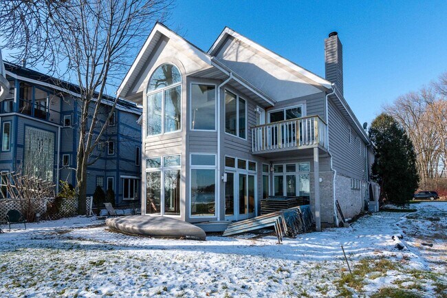 Building Photo - 2409 Middleton Beach Rd