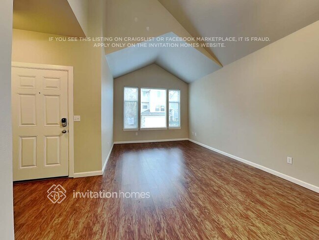 Building Photo - 521 50th St SE