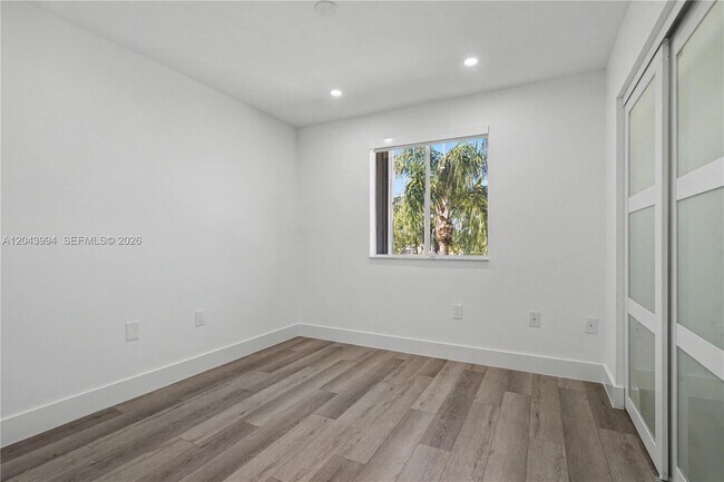 Building Photo - 16240 SW 75th St