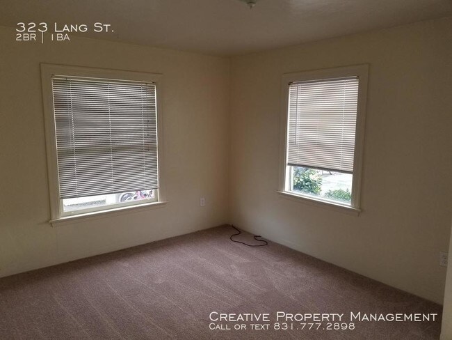 Building Photo - 2 Bedroom Apartment in Salinas, CA