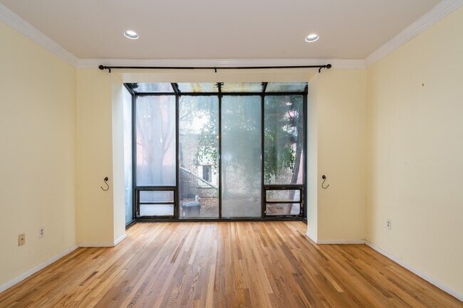 Foto del edificio - 511 Willow Ave