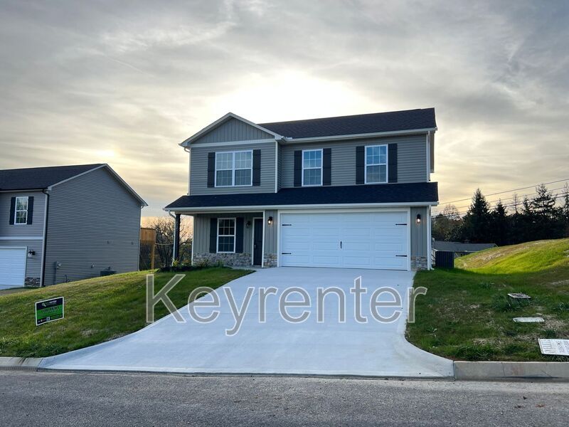 Photo - 6025 Memory Hill Ln.