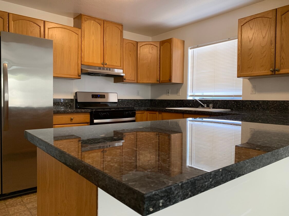 Photo - 4911 36th Ave (Sacramento, CA)
