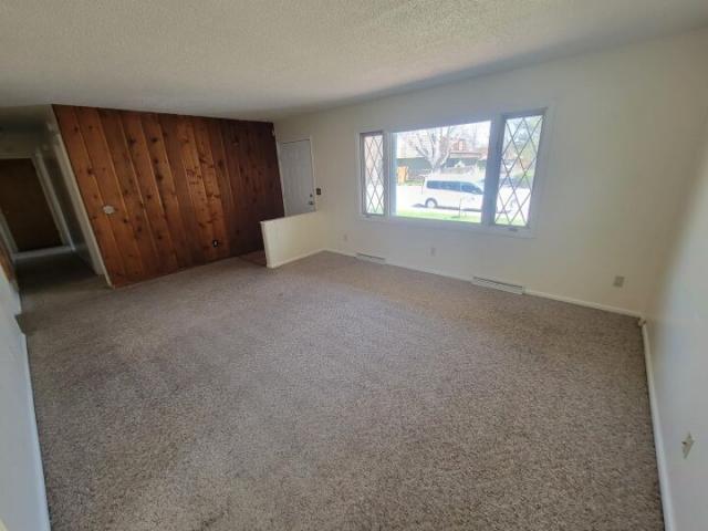 Building Photo - 5 bedroom in Billings MT 59102
