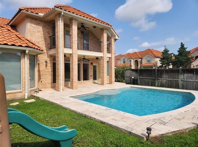 Building Photo - 1111 Villa Bergamo Ct