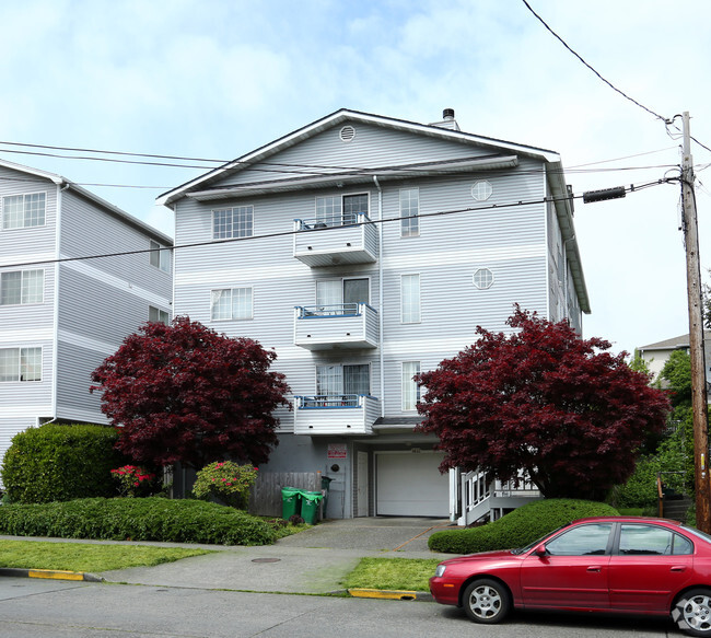 Building Photo - Bon Micheal Apartments