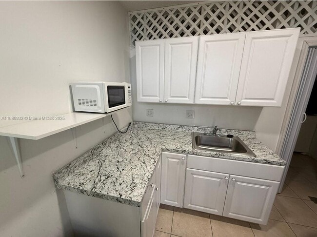Foto del edificio - 2911 Buttonwood Ave