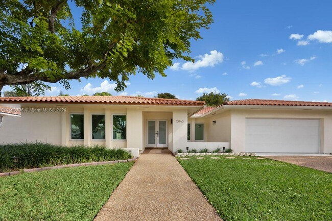 Foto del edificio - 2045 SW 125th Ct