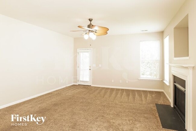 Building Photo - 6101 Elderbush Dr