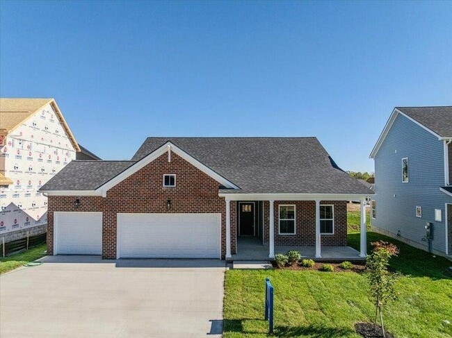 Photo - 105 Clearwater Dr House