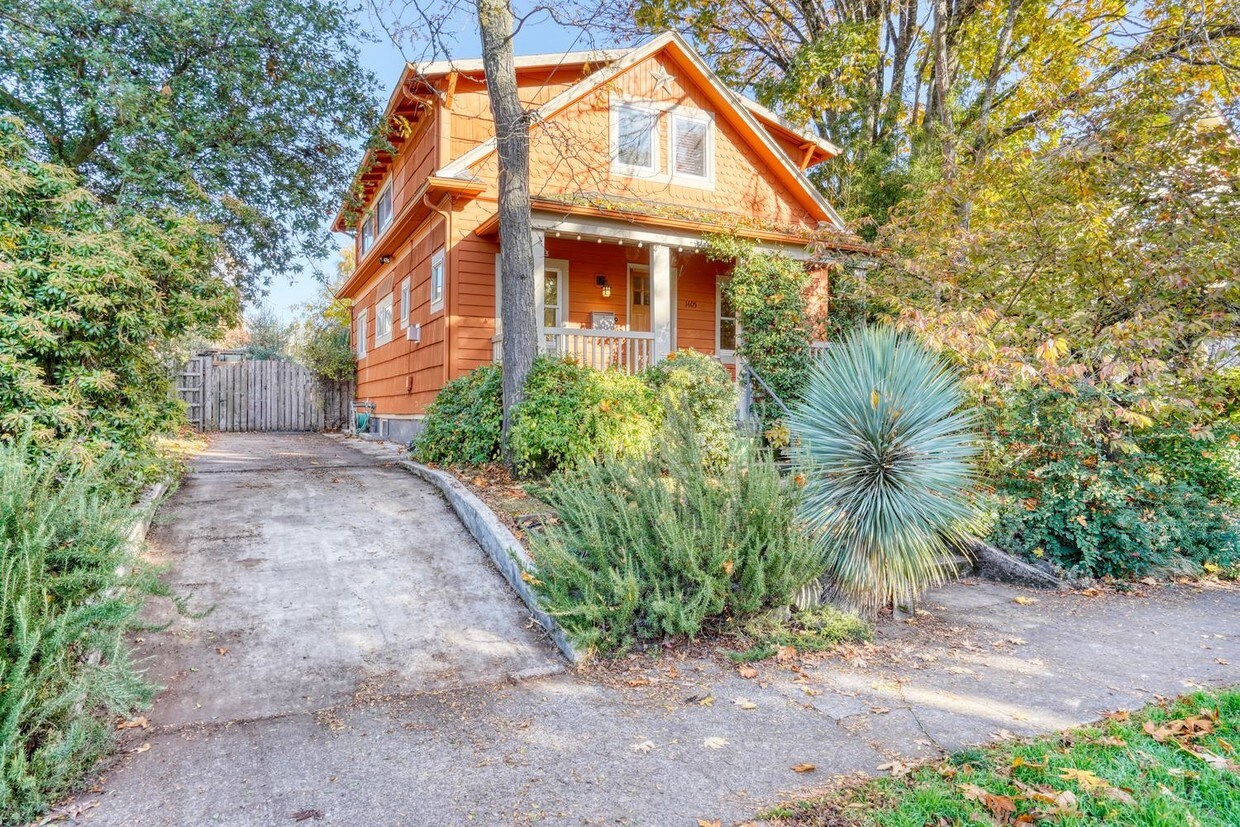 1405 SE Umatilla St, Portland, OR 97202 House Rental in Portland, OR