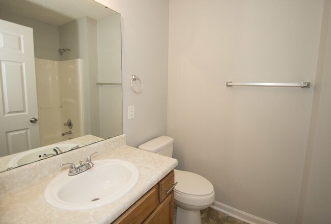 Foto del edificio - Growing Family? This Home is Waiting for You!