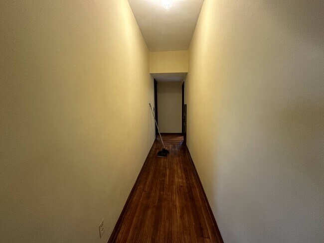 Building Photo - 149 Park Ave