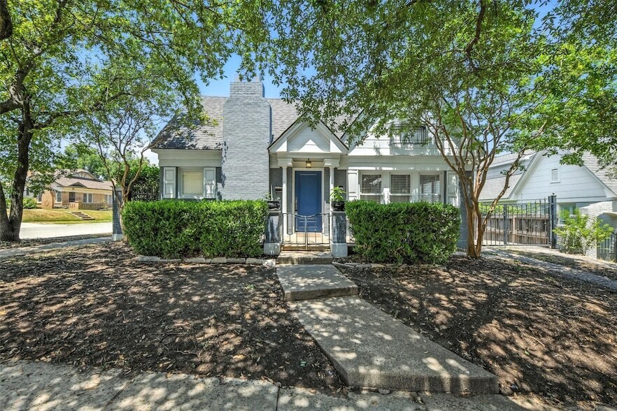 Foto principal - 4036 Dexter Ave
