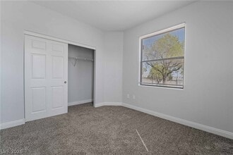 Building Photo - 8000 W Badura Ave