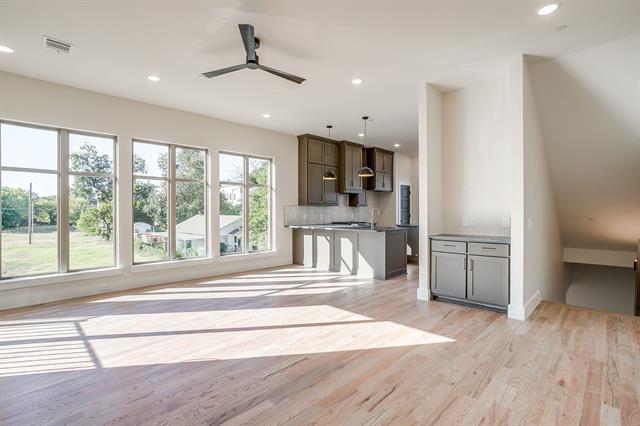 Foto del edificio - 2824 Weisenberger St